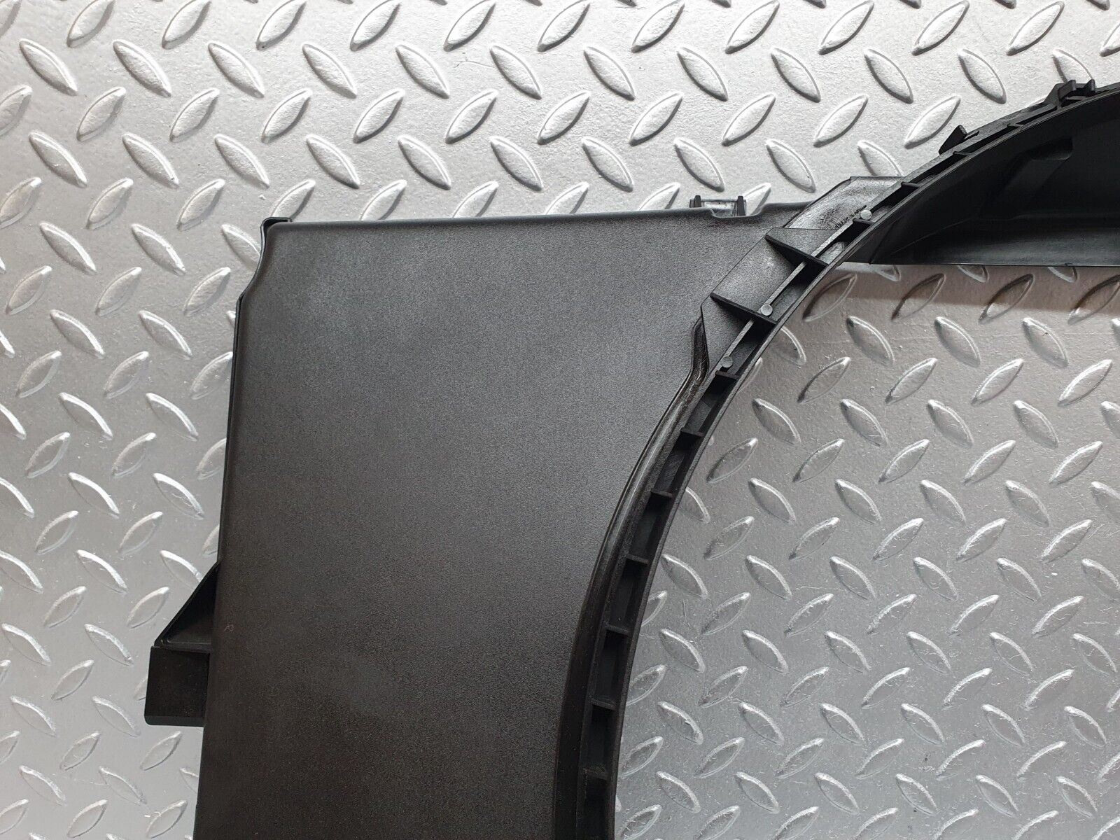 42181 Mercedes-Benz R129 320SL Radiator Fan Shroud Cover 129505115 1295050155