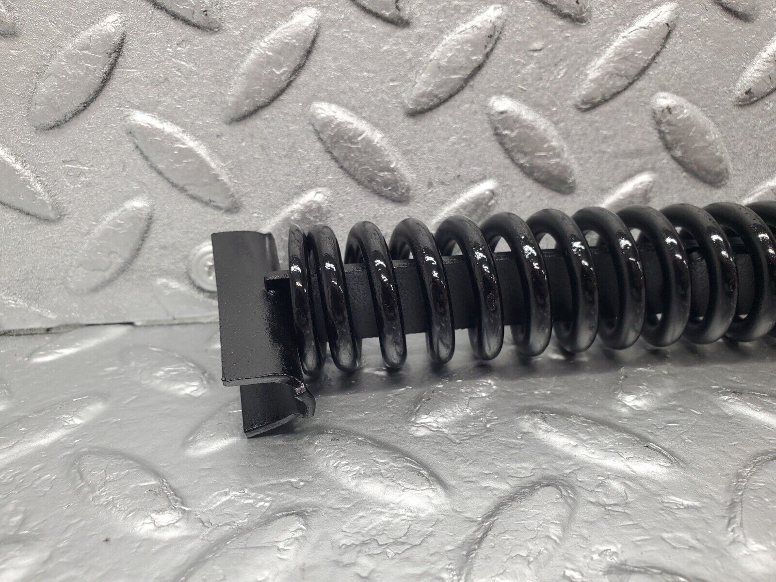 46130 Mercedes-Benz W105 PONTON Trunk Lid Hinge Spring