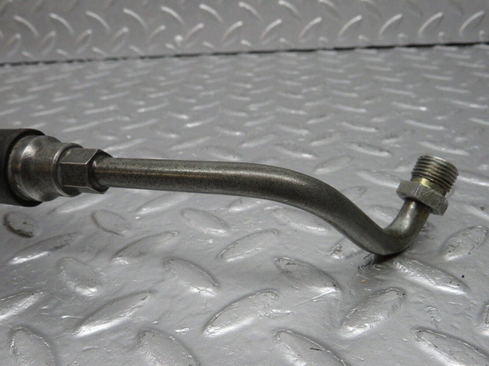 40074 Mercedes-Benz R107 350SL Fuel Pipe Line