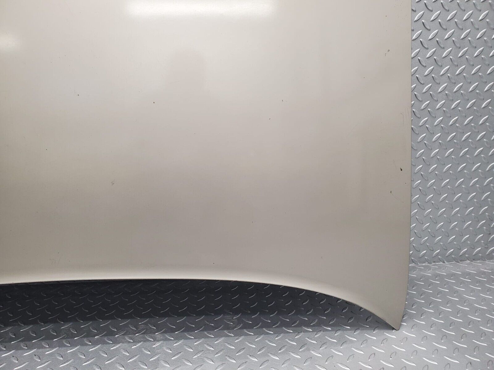 46100 Mercedes-Benz W126 420SE Boot Lid Trunk Door