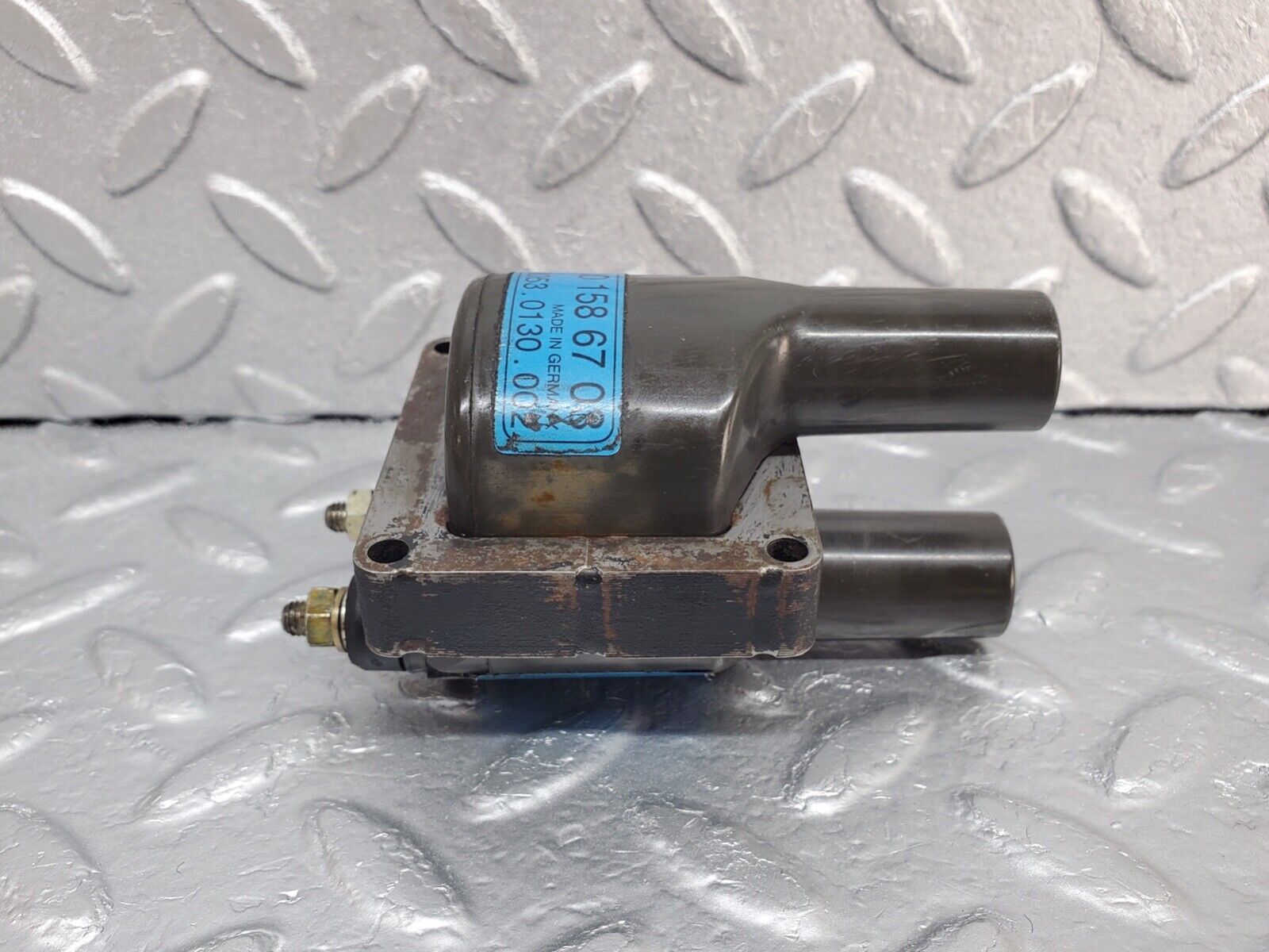 44649 Mercedes-Benz W124 220E Ignition Coil 0001586703