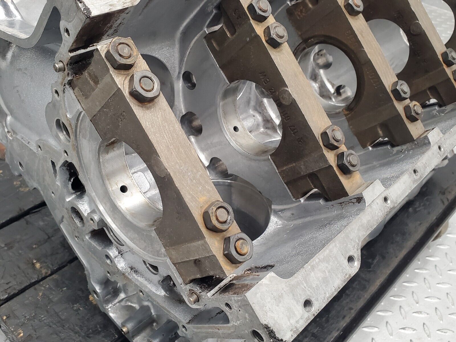 46291 Mercedes-Benz W126 420SE Engine Block 116.695 1160112901