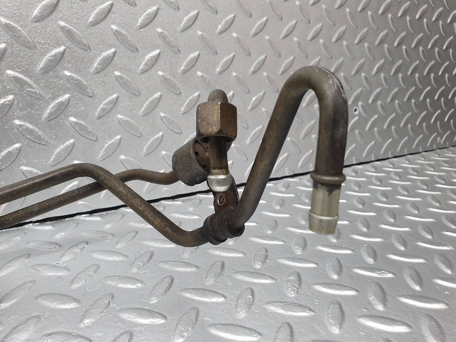 42077 Mercedes-Benz W202 C200 Power Steering Hose Pipe