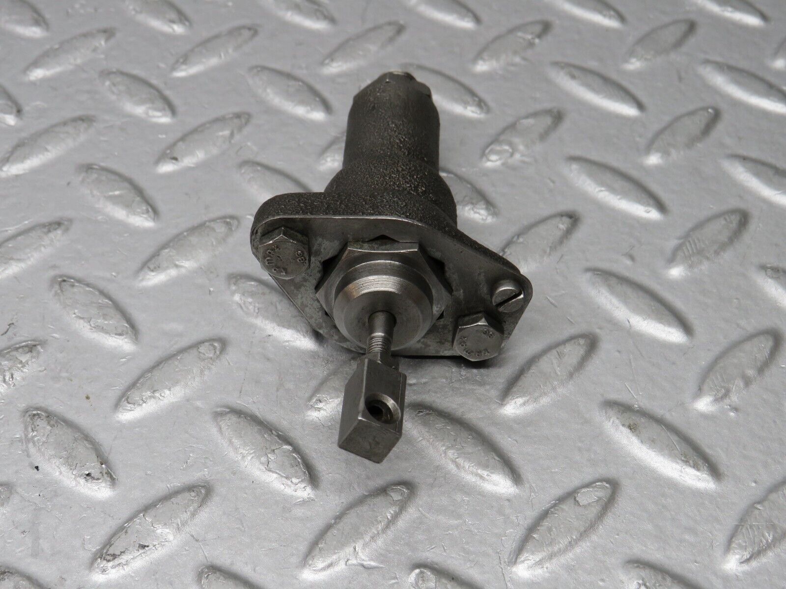 35906 Mercedes-Benz W108 Clutch Slave Cylinder