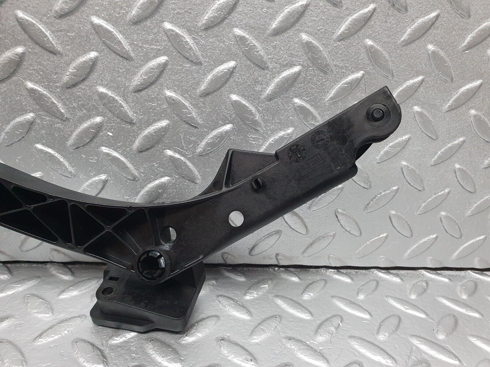 41787 Mercedes-Benz W202 C200 Accelerator Pedal With Linkage 1243011320 220301001 1293010382