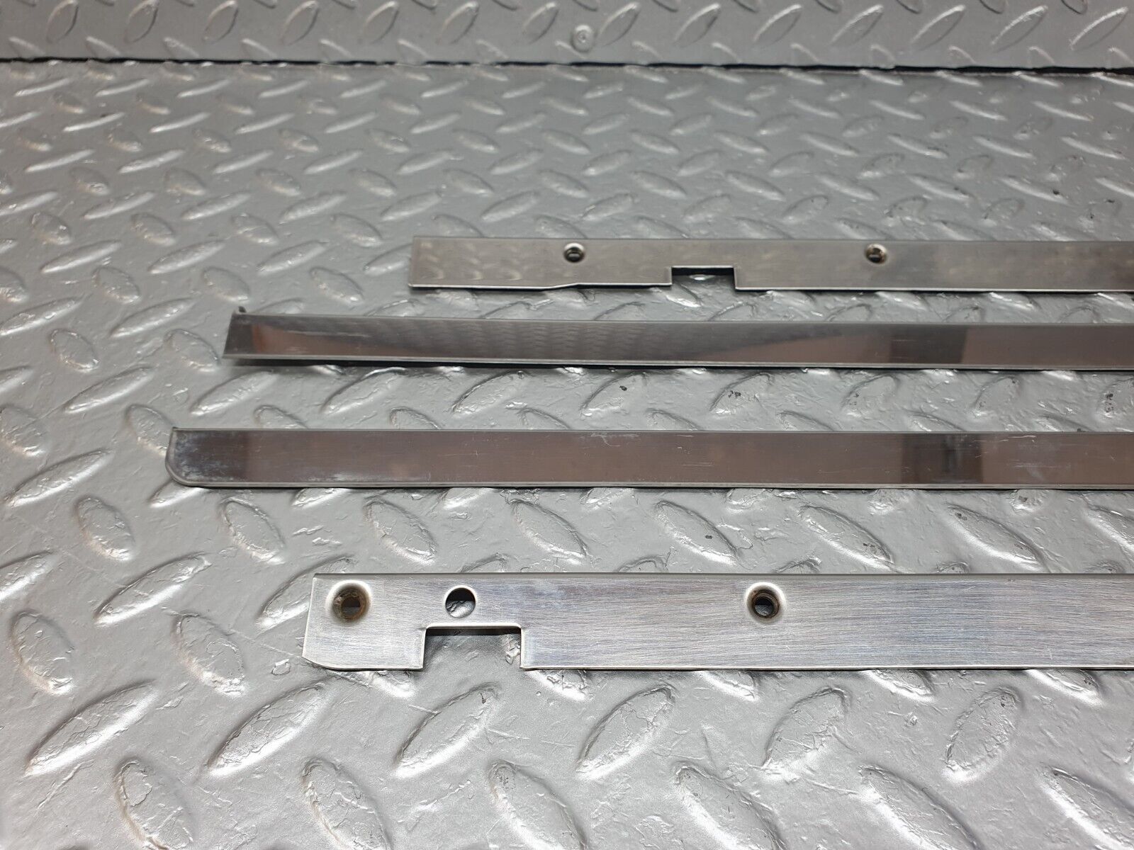 42913 Mercedes-Benz W201 190 2.0L Sunroof Chrome Trim Set