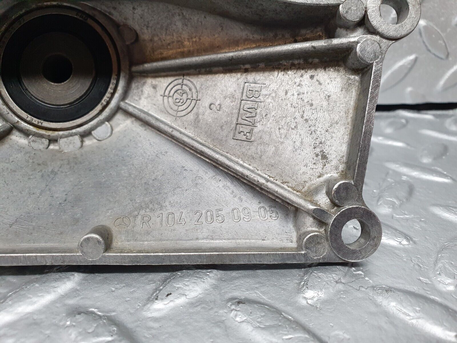 42309 Mercedes-Benz R129 320SL Coupe Belt Tensioner Assembly 1042050905