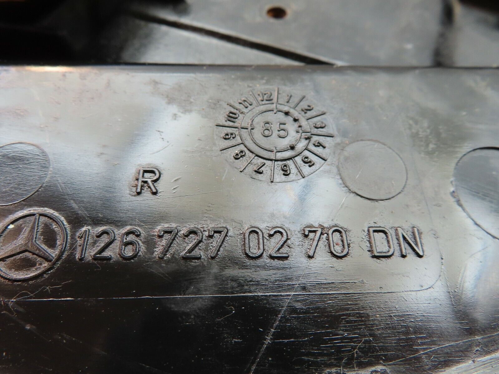 6055 Mercedes-Benz W126 380SE Coupe Front Right Door Card Palomino 1267270270