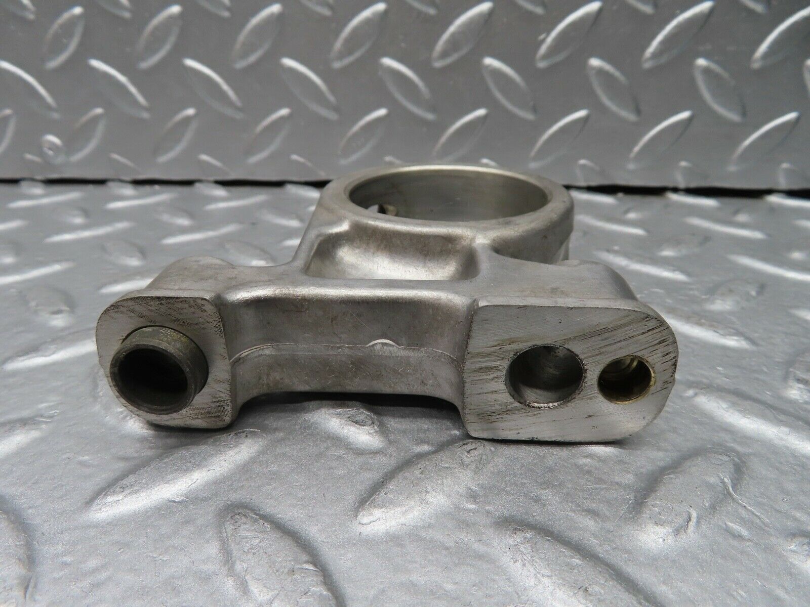 20644 Mercedes-Benz R107 450SL Camshaft Tower Bearing 1160512712