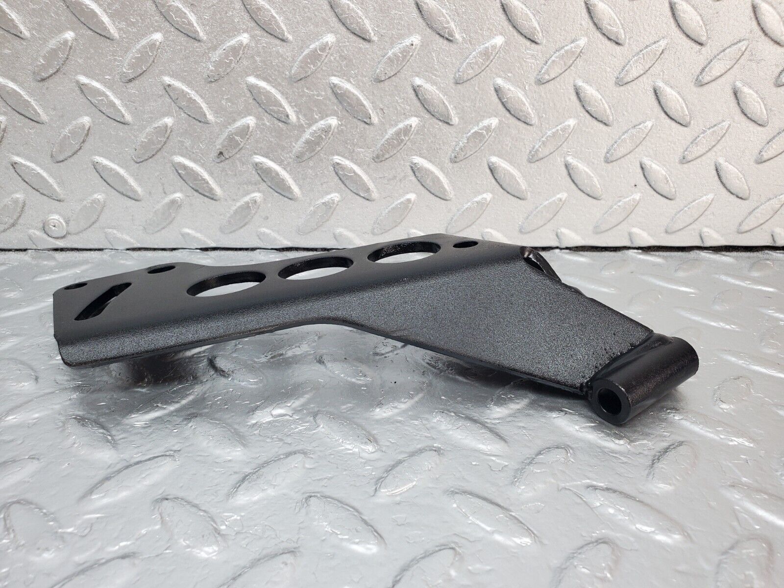 45410 Mercedes-Benz 280E M110.983 Power Steering Pump Bracket