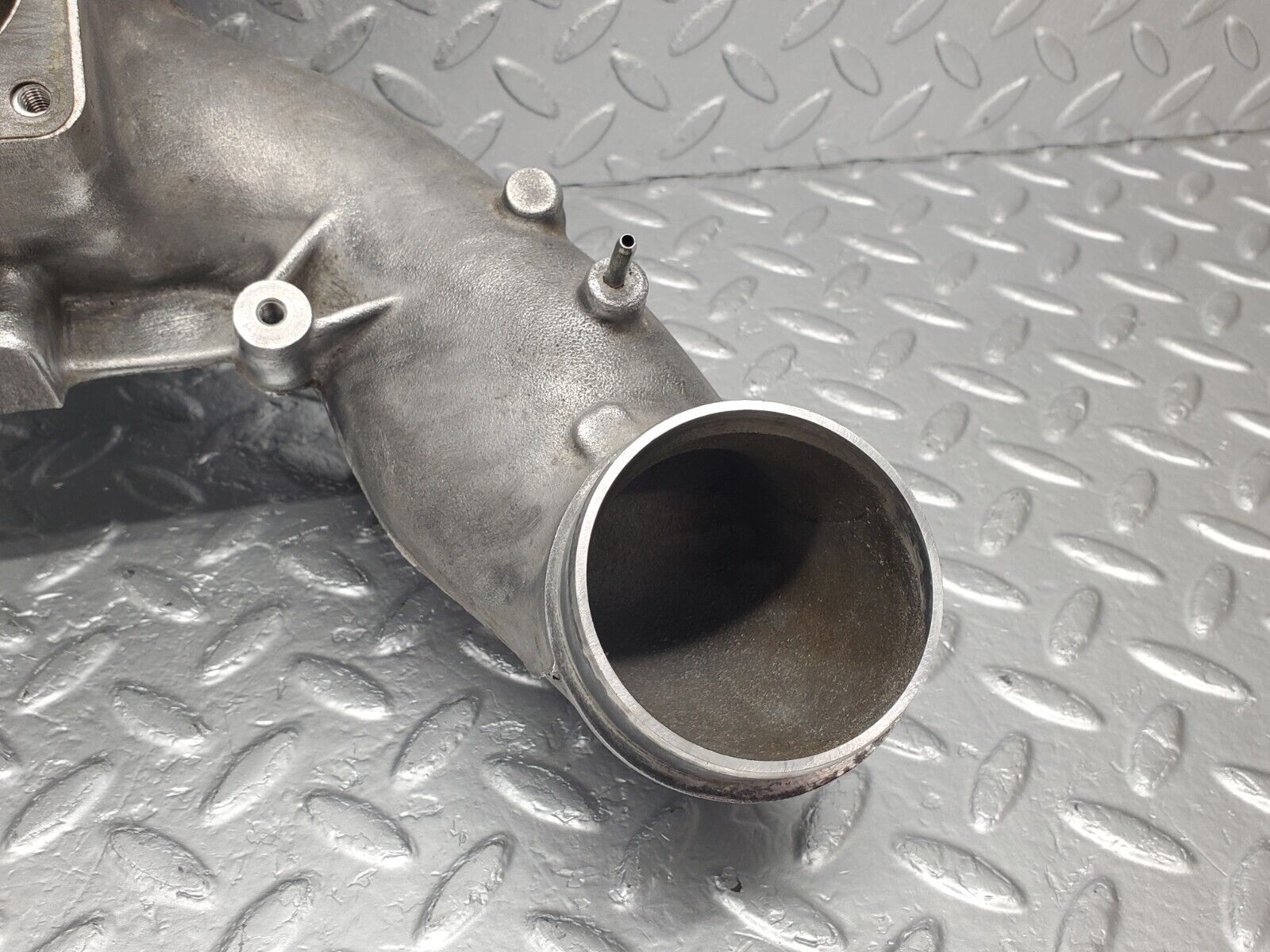 46153 Mercedes-Benz W124 Air Intake Manifold 1041414101