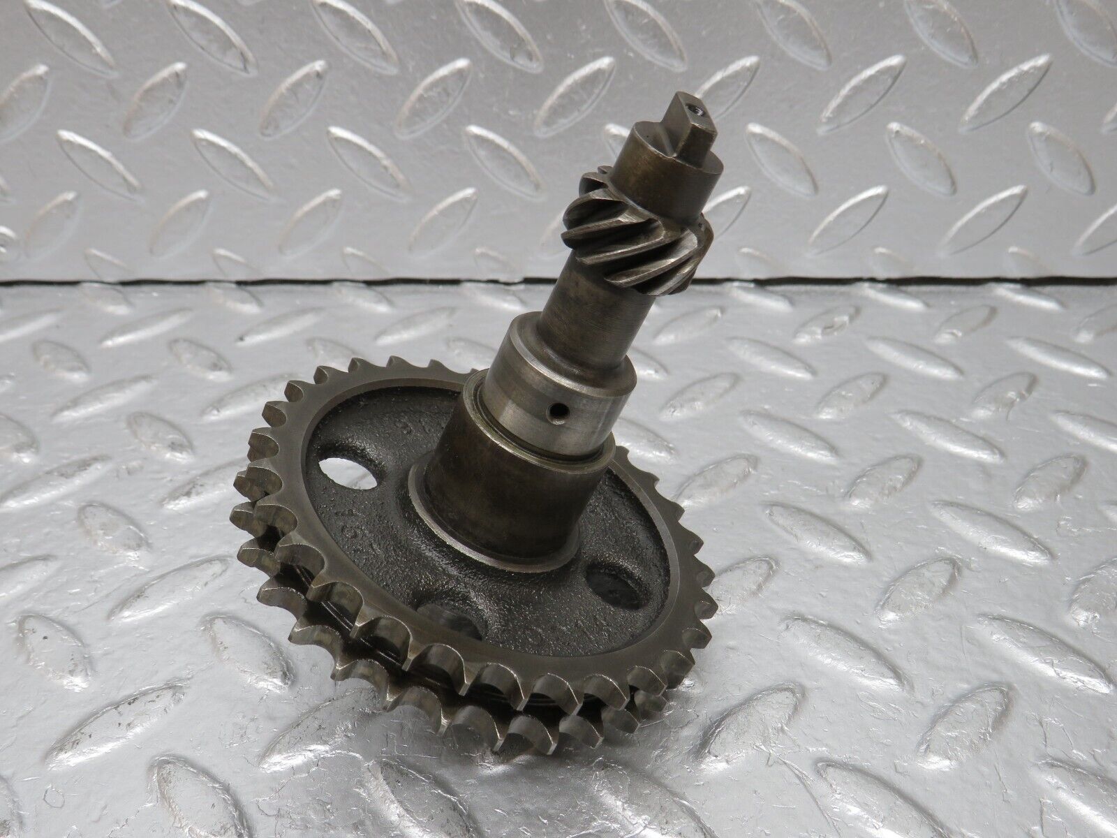 32762 Mercedes-Benz C107 R107 350 V8 Intermediate Gear 1161570214