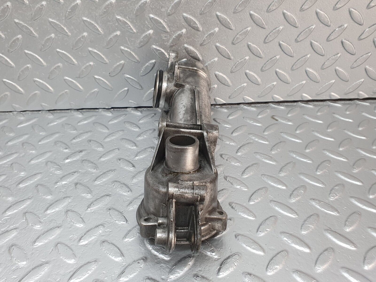 41897 Mercedes-Benz W202 C200 Thermostat Housing 1112030473