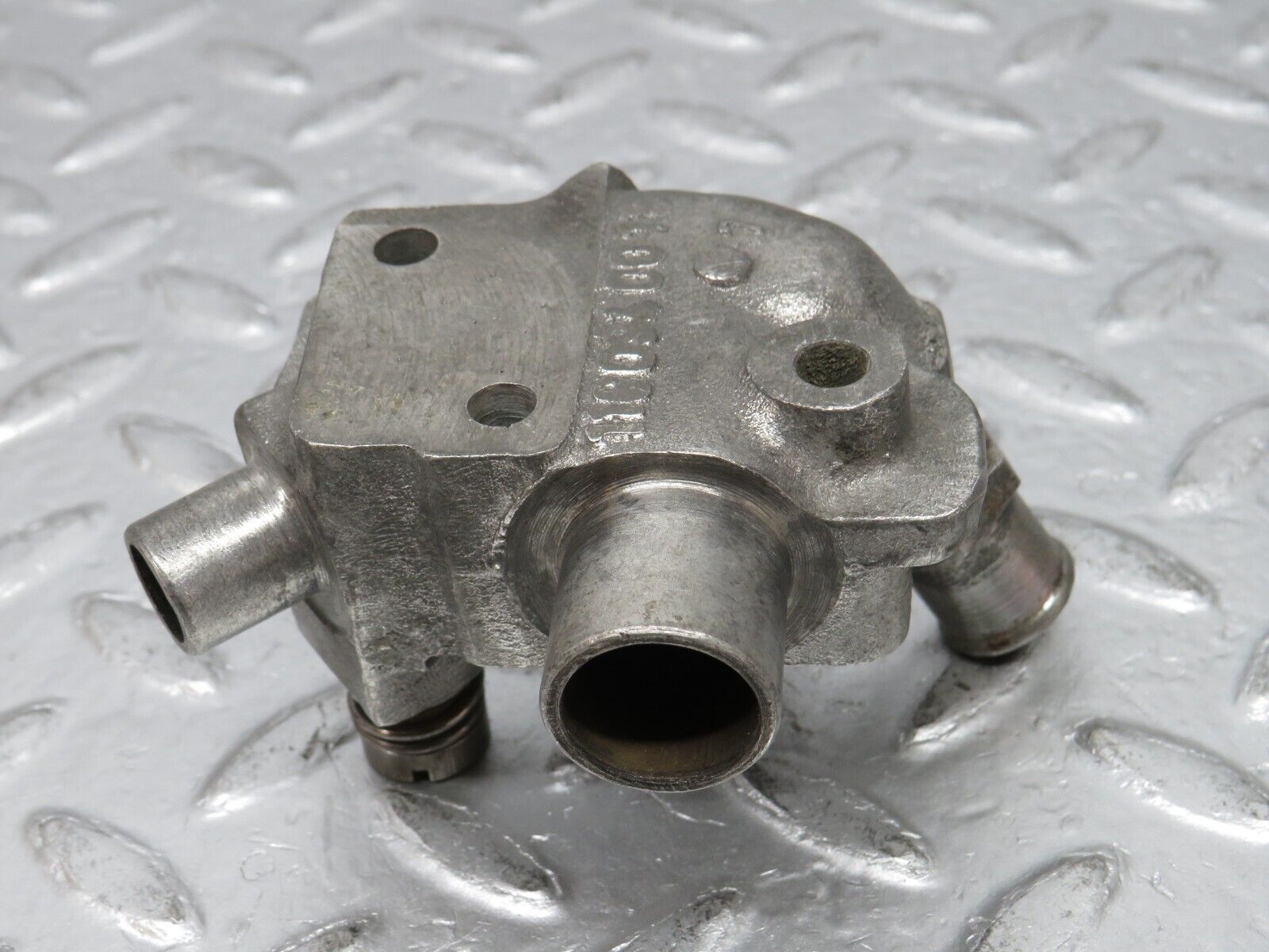 32767 Mercedes-Benz C107 R107 350 V8 Auxiliary Air Valve 1160940012