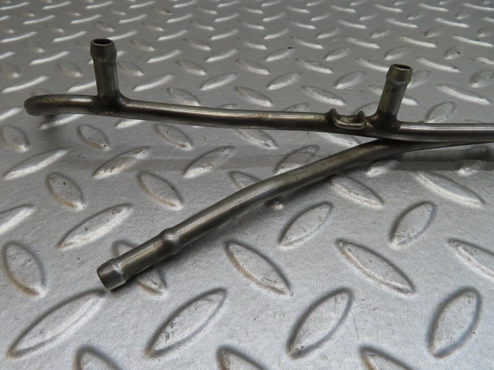 13787 Mercedes-Benz R107 450SL Fuel Injector Pipe Pair