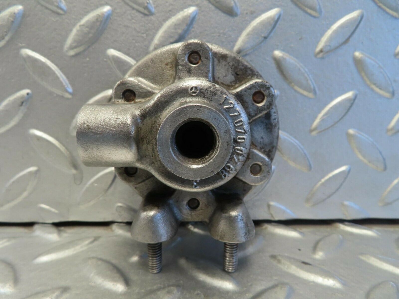 15585 Mercedes-Benz R107 450SL Fuel Backflow Damper Regulator 1270700268