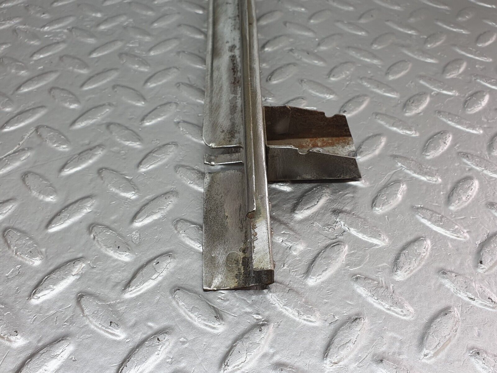 43194 Mercedes-Benz W108 280SE Front Left Door Window Channel