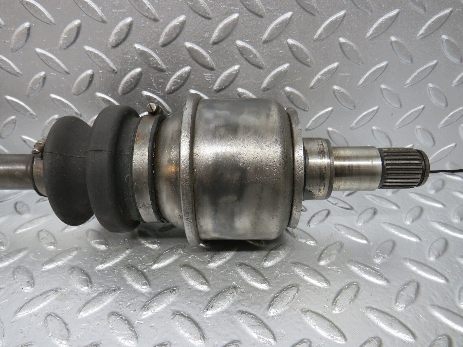 33019 Mercedes-Benz C107 R107 350 V8 Axle Shaft Drive Shaft