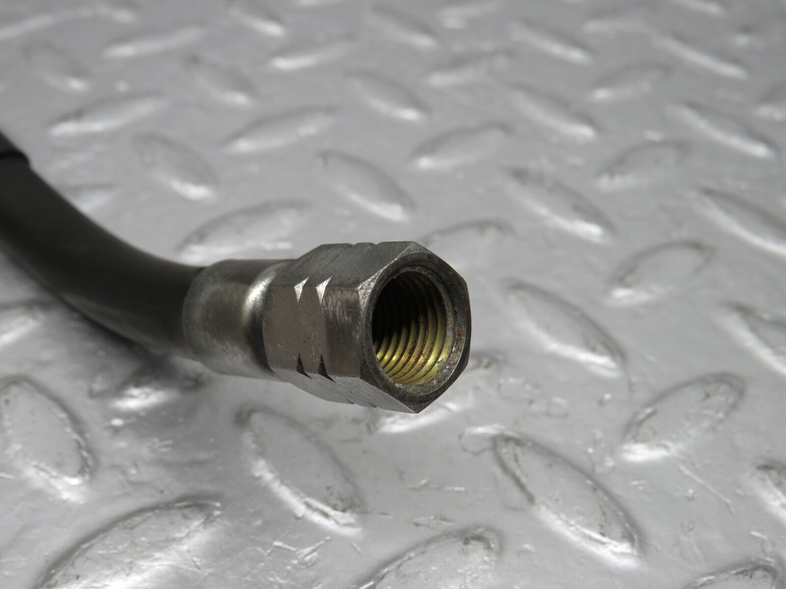 39160 Mercedes-Benz R107 500SL Fuel Pipe Line