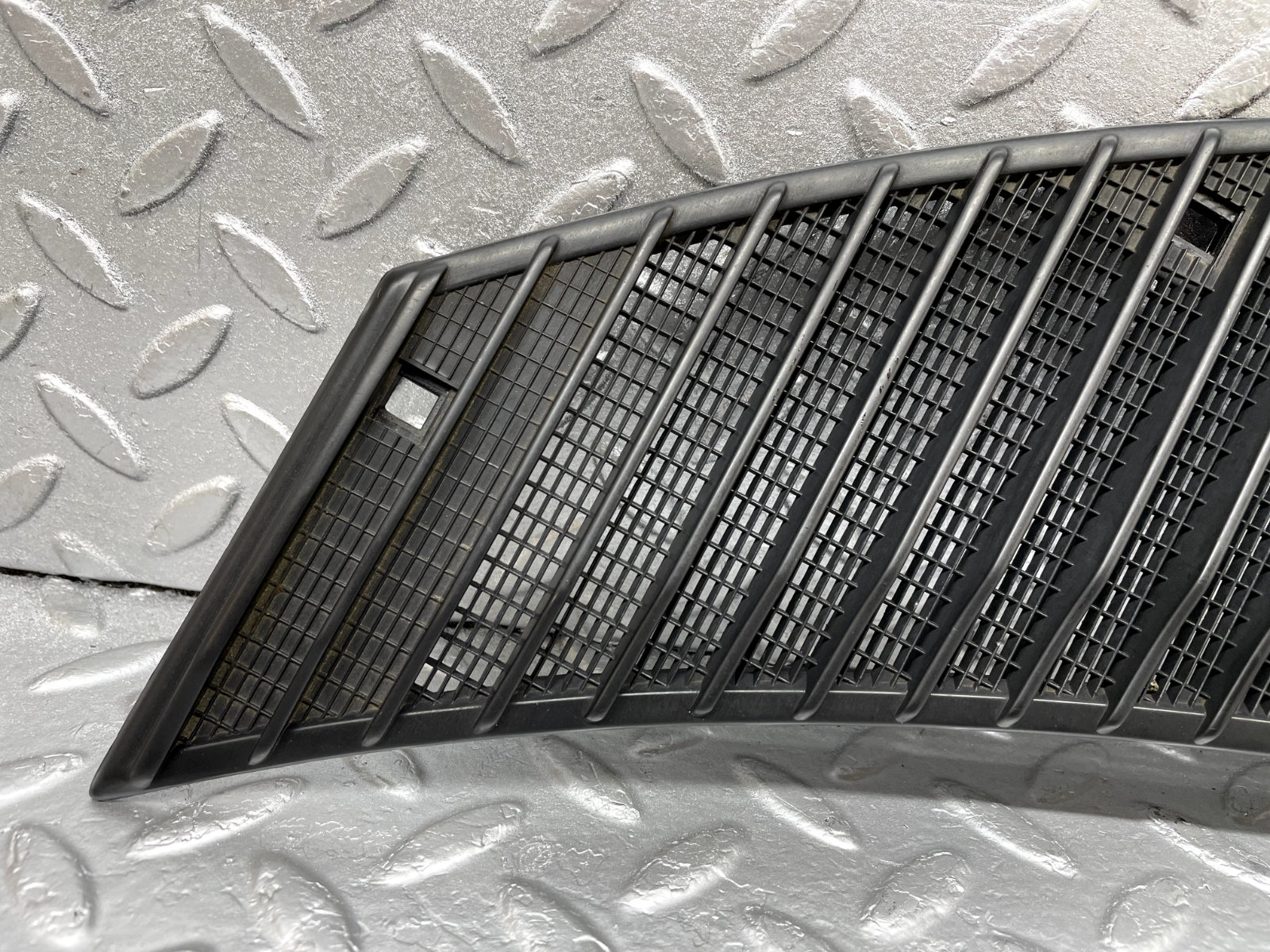 44276 Mercedes-Benz W123 280E Air Intake Grill Left Side 1238362965