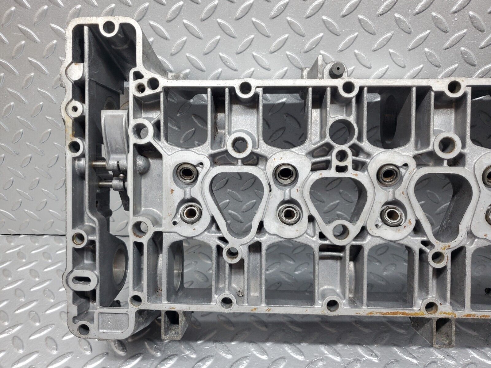 45436 Mercedes-Benz 280E M110.988 Camshaft Bearing Casing 1100163304