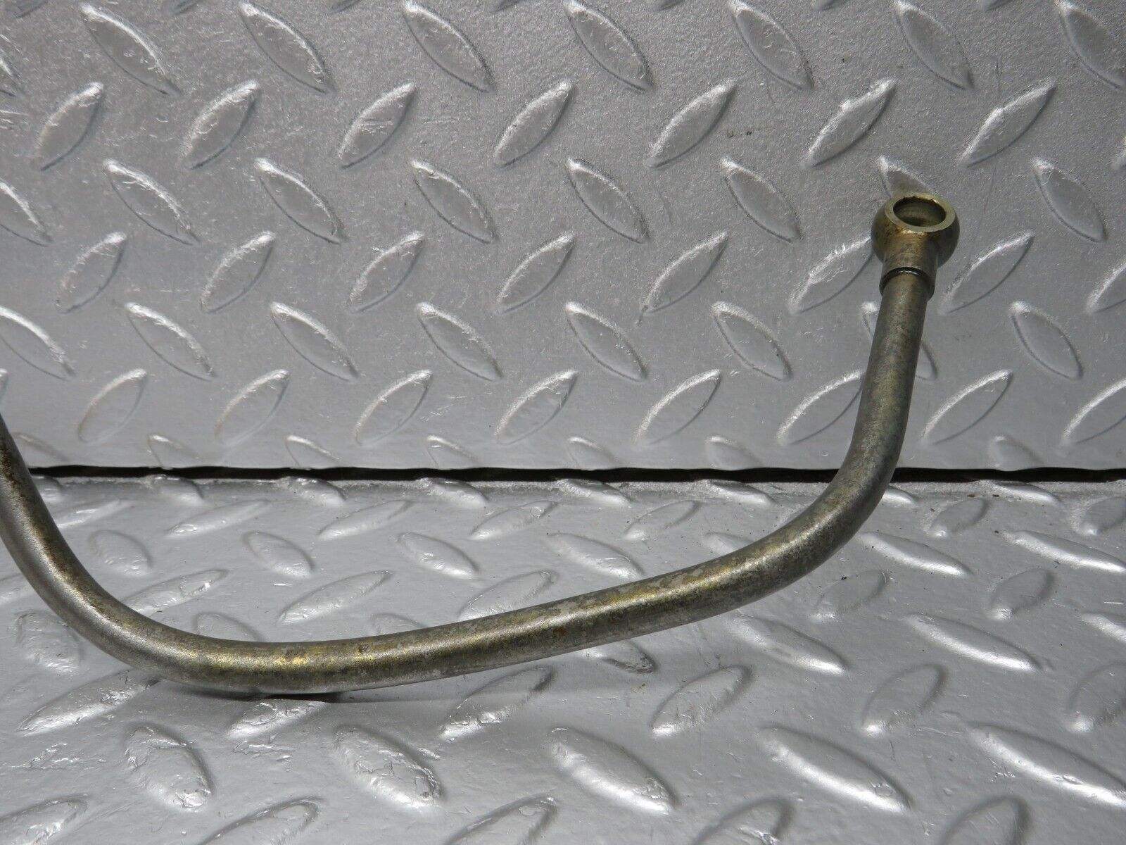 40134 Mercedes-Benz R107 350SL Gearbox Oil Hose Pipe