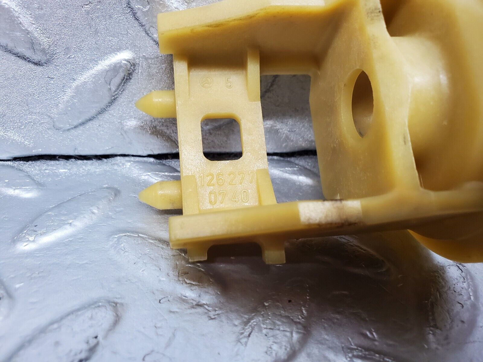 45515 Mercedes-Benz Gearbox Support Bracket 722.309 1262770940 1262770740