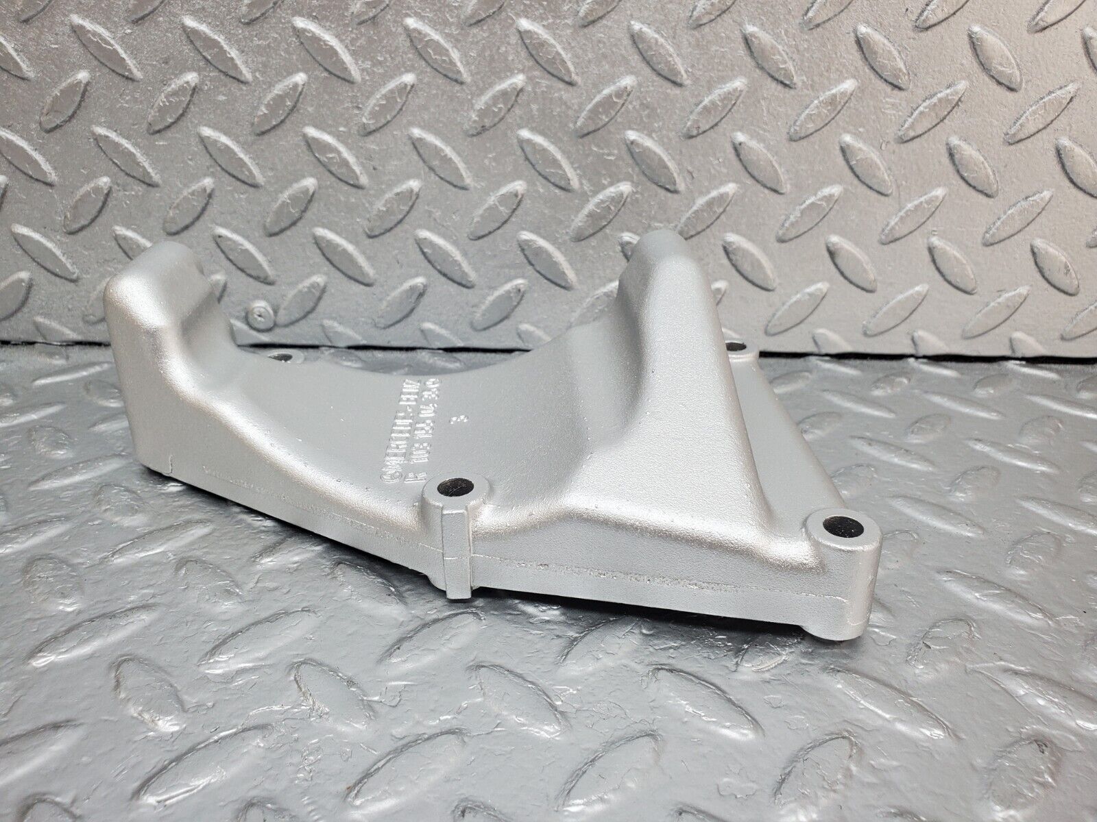 45080 Mercedes-Benz R129 300SL Coupe Alternator Generator Bracket 1031550435