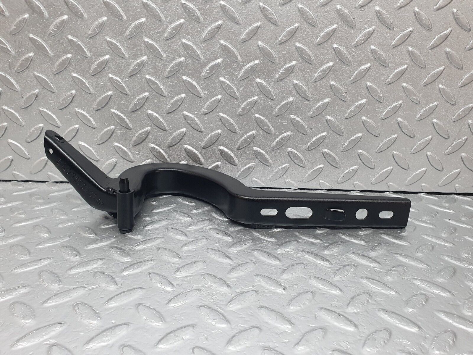 43937 Mercedes-Benz C123 230CE Coupe Trunk Lid Hinge Right Side 1237500287