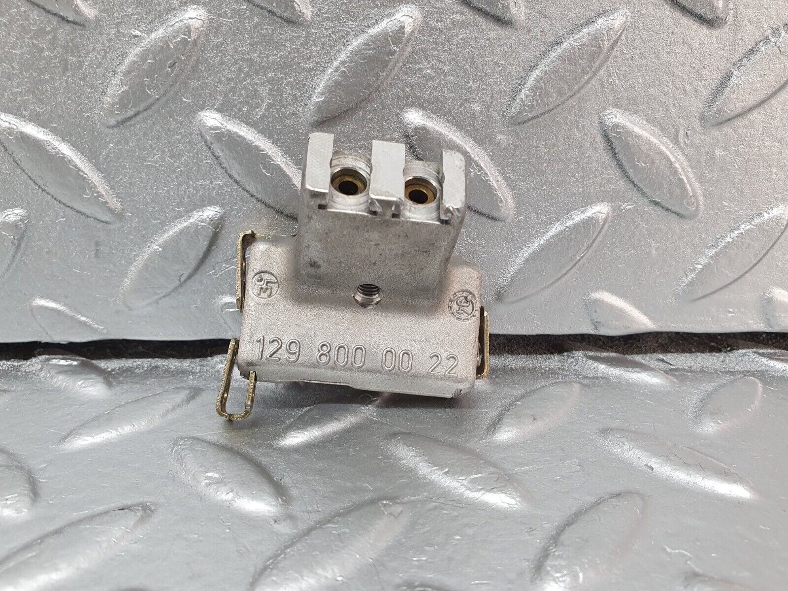 42160 Mercedes-Benz R129 320SL Coupe Soft Top Hydraulic Distributor 1298000022