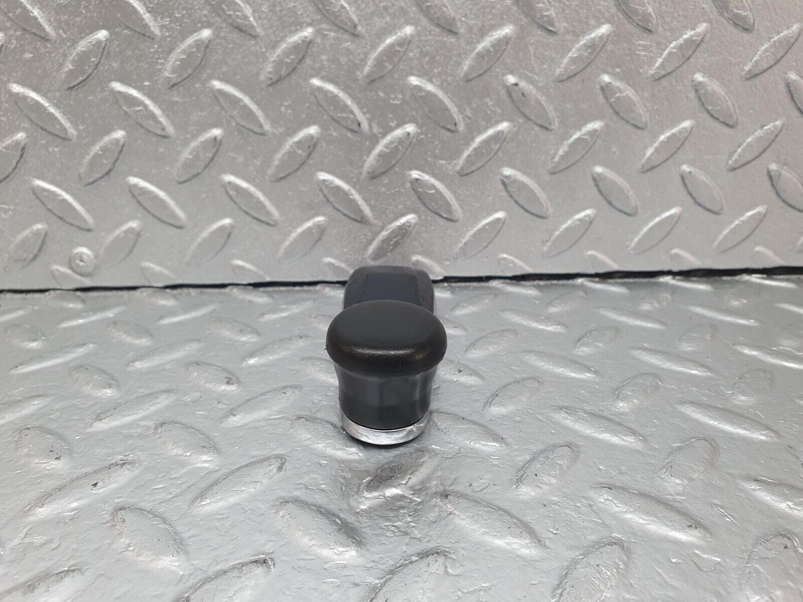 42702 Mercedes-Benz W201 190 2.0L Window Lifter Crank Handle