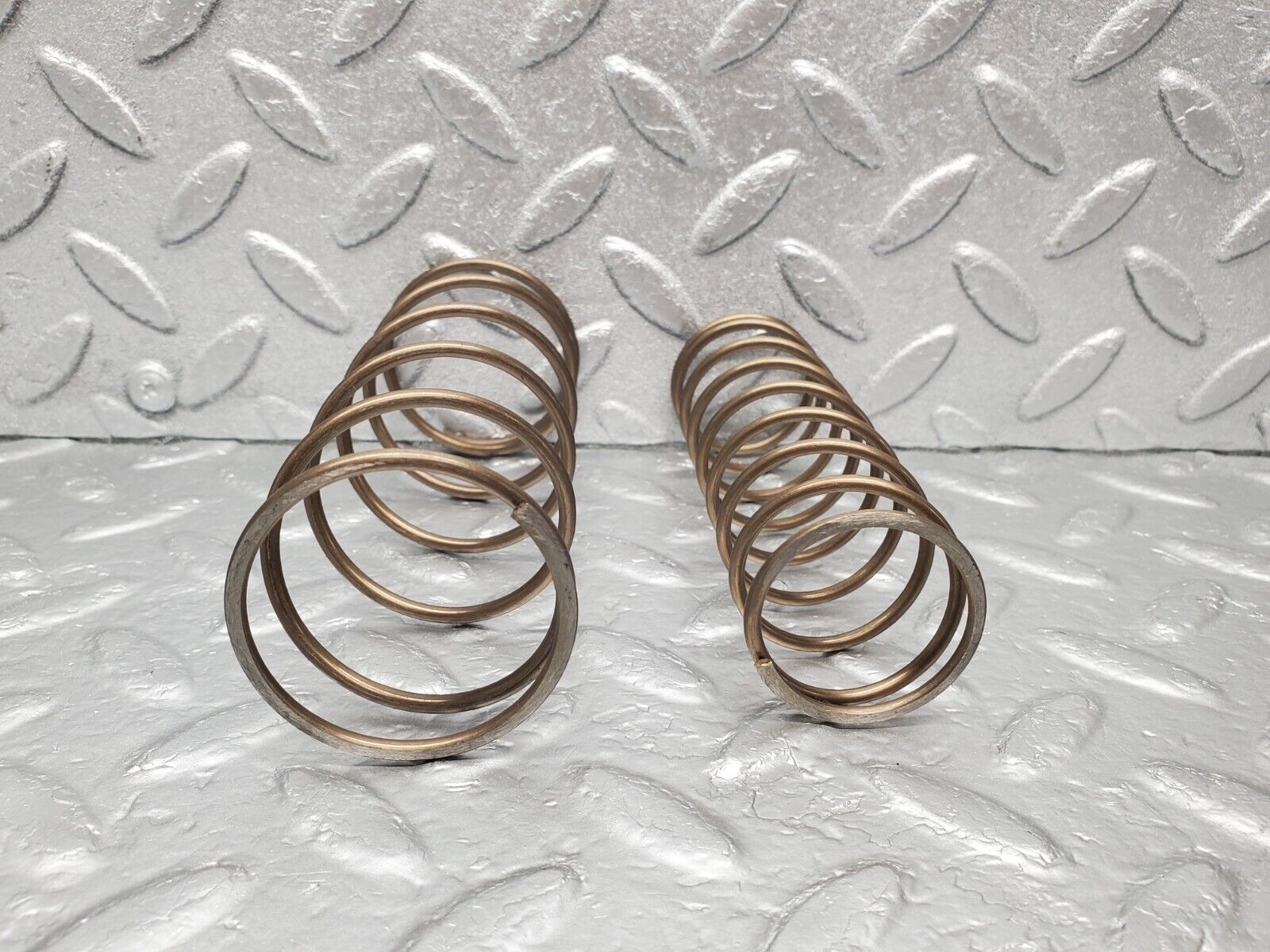 46309 Mercedes-Benz W124 280E Automatic Gearbox Piston Spring 722.433