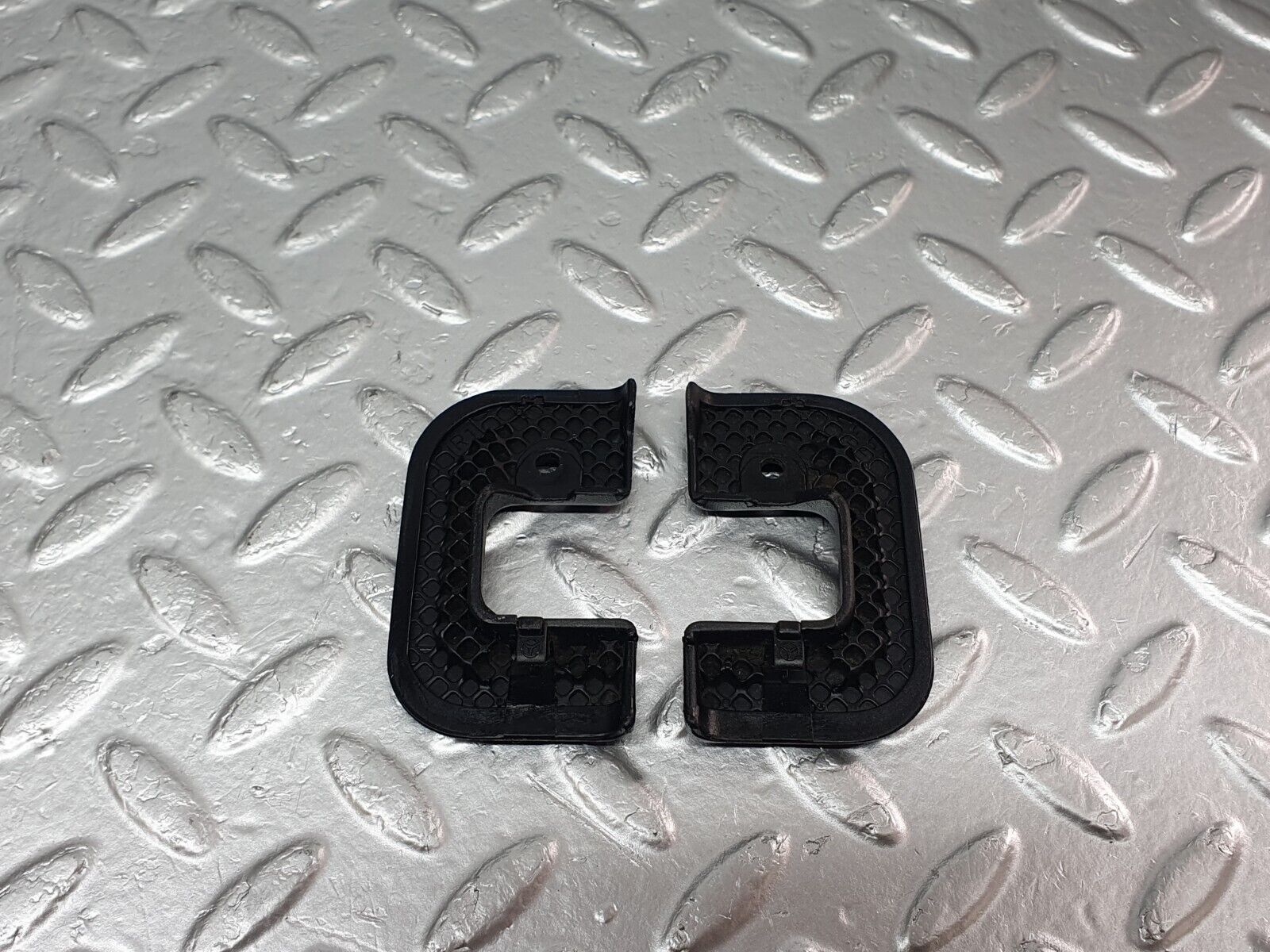 42391 Mercedes-Benz R129 320SL Coupe Interior Door Latch Trim