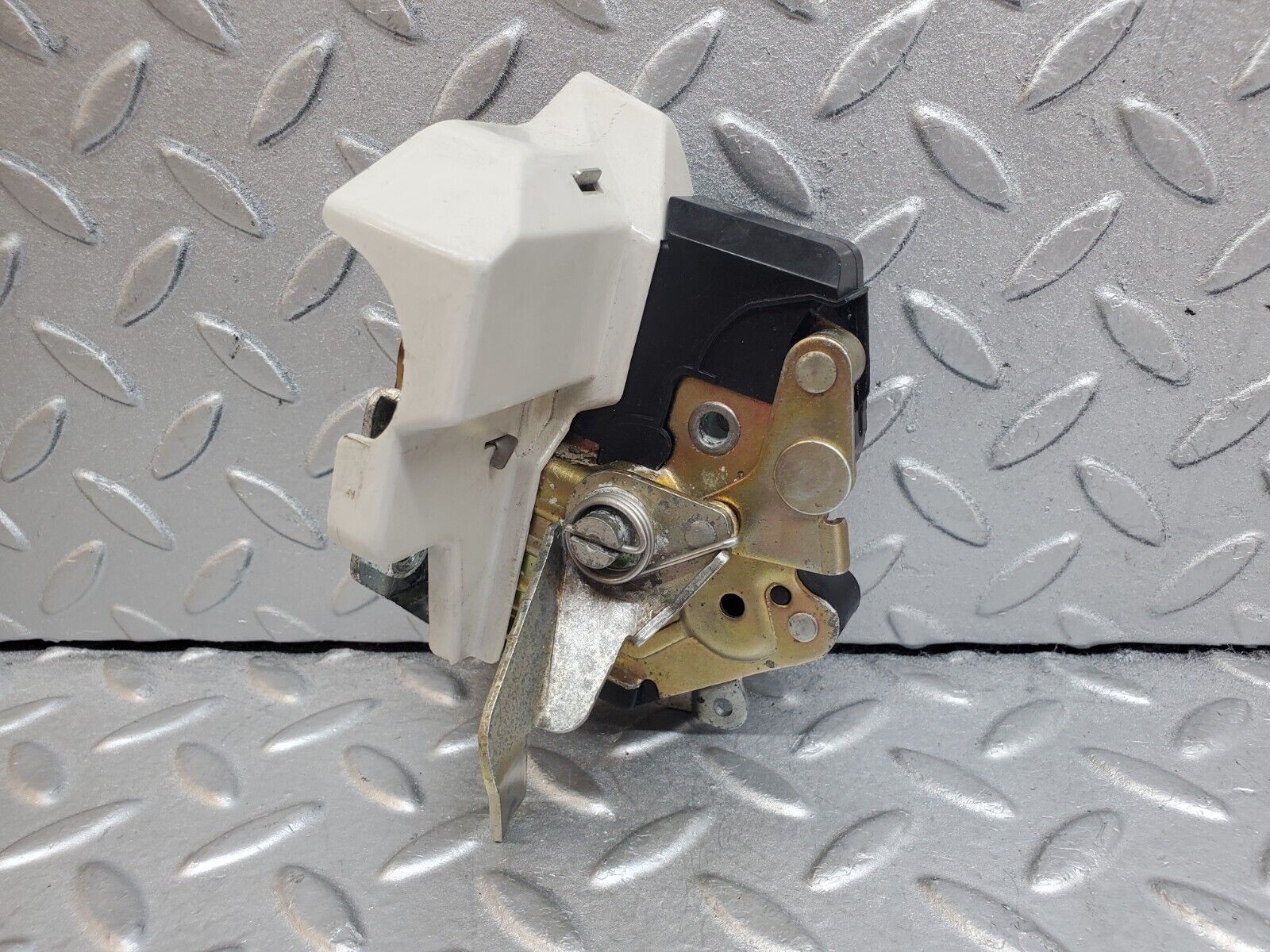 44791 Mercedes-Benz W124 220E Rear Left Door Lock Mechanism