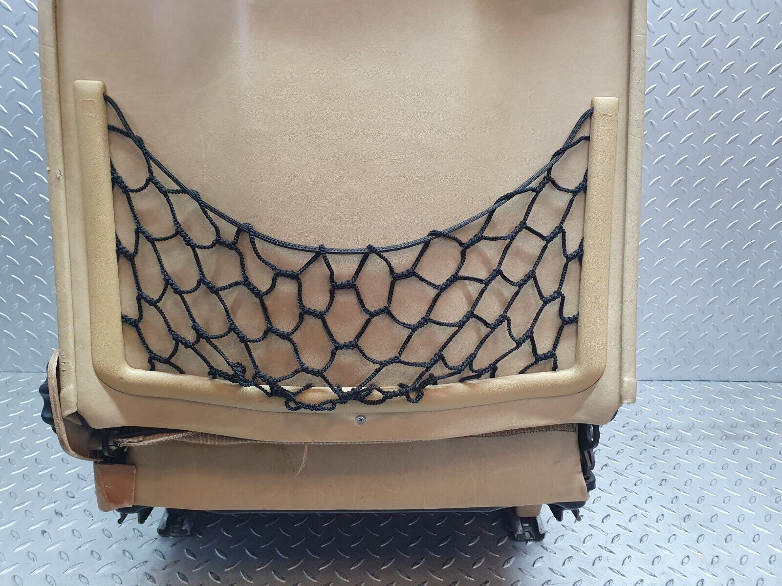 44053 Mercedes-Benz C123 230CE Coupe Front Left Seat Beige 1239104150