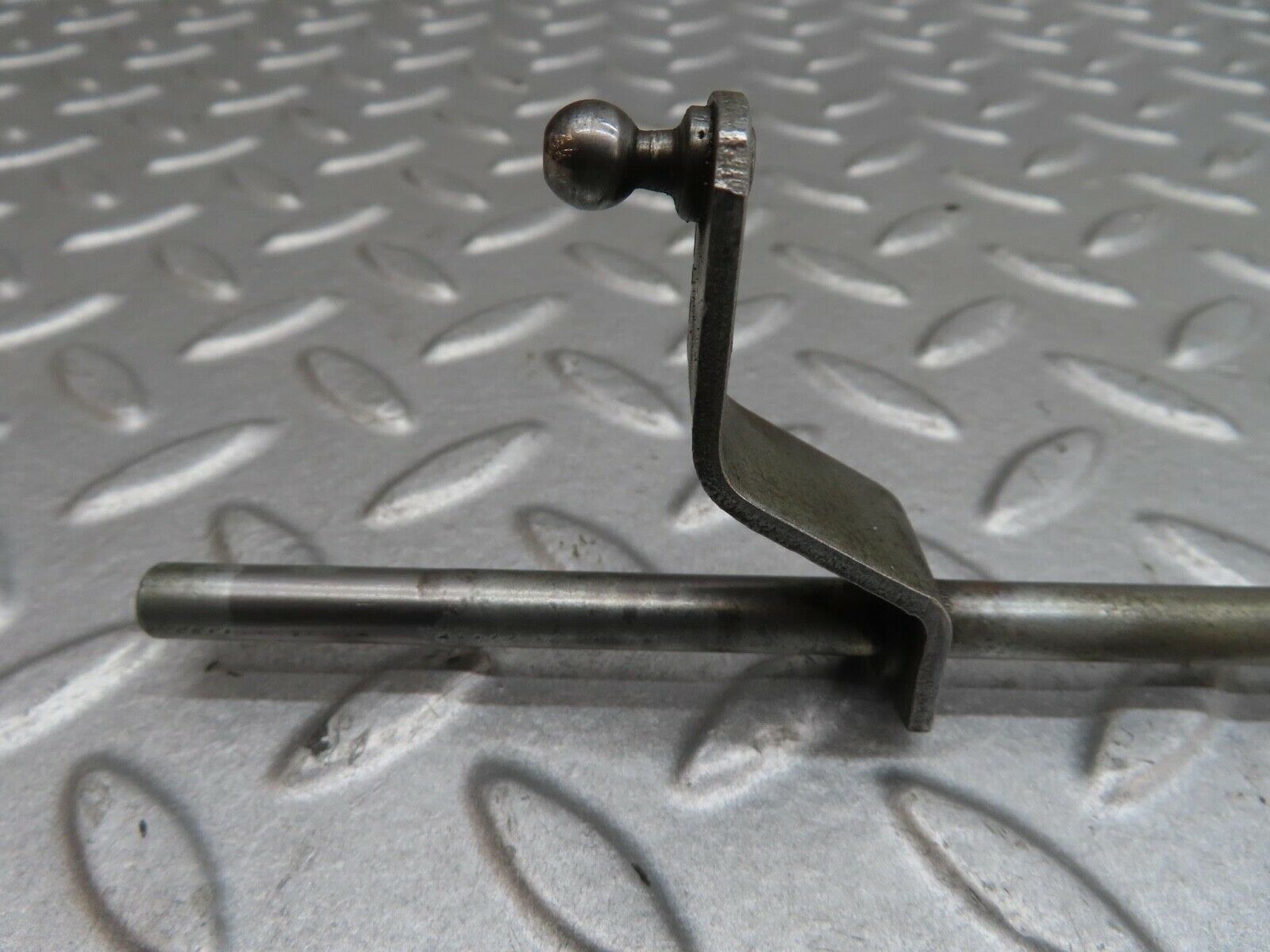 13806 Mercedes-Benz R107 450SL Accelerator Pedal Linkage