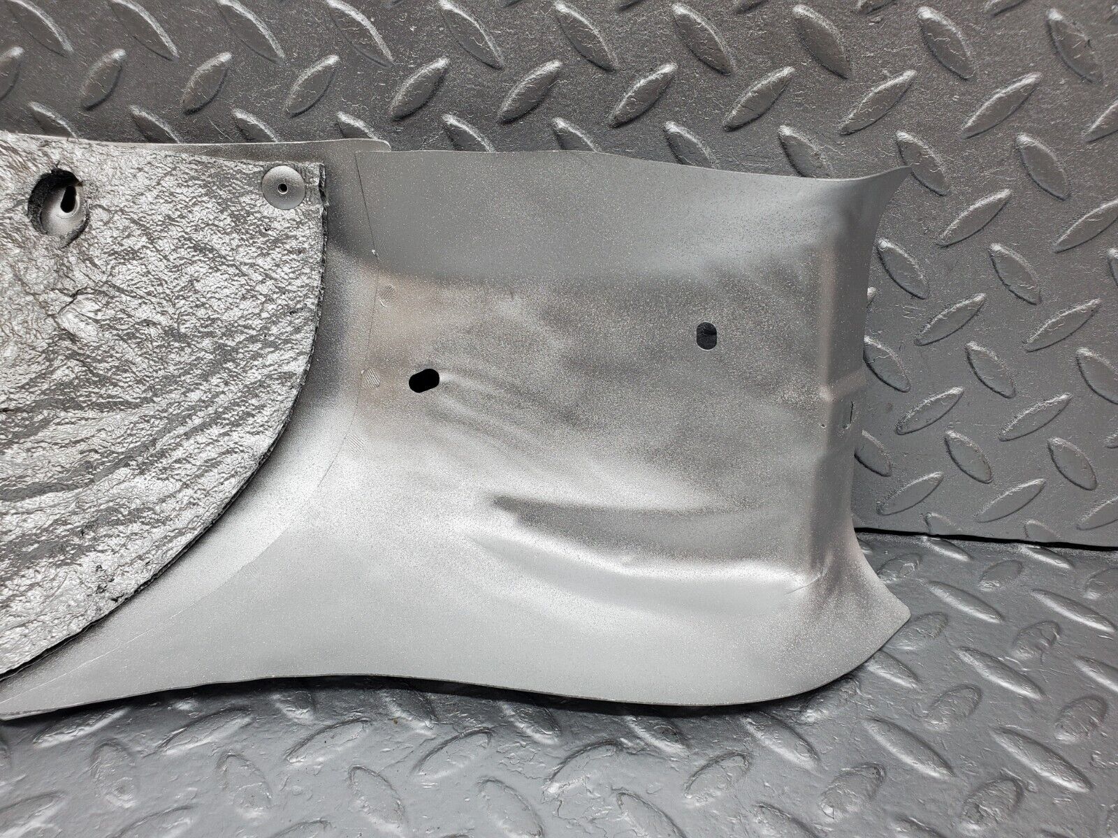 45906 Mercedes-Benz W126 420SE Exhaust Heat Shield