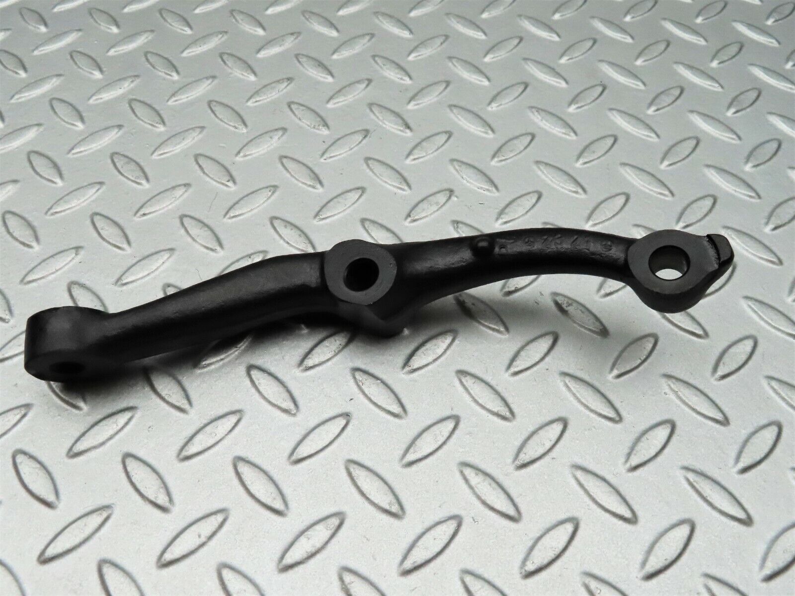 3928 Mercedes-Benz S123 200T Wagon Steering Arm Right