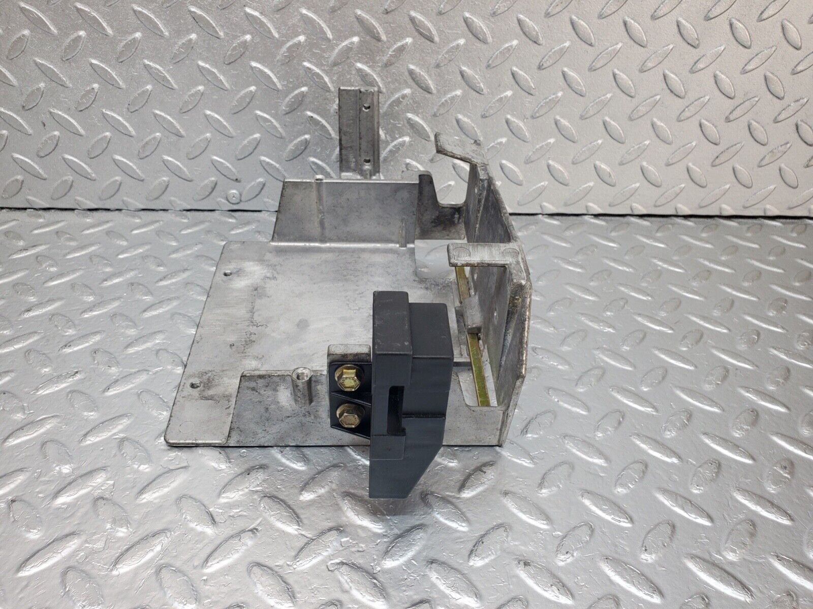 44591 Mercedes-Benz W124 220E Engine Control Unit Tray Bracket 1245404973 1245452747