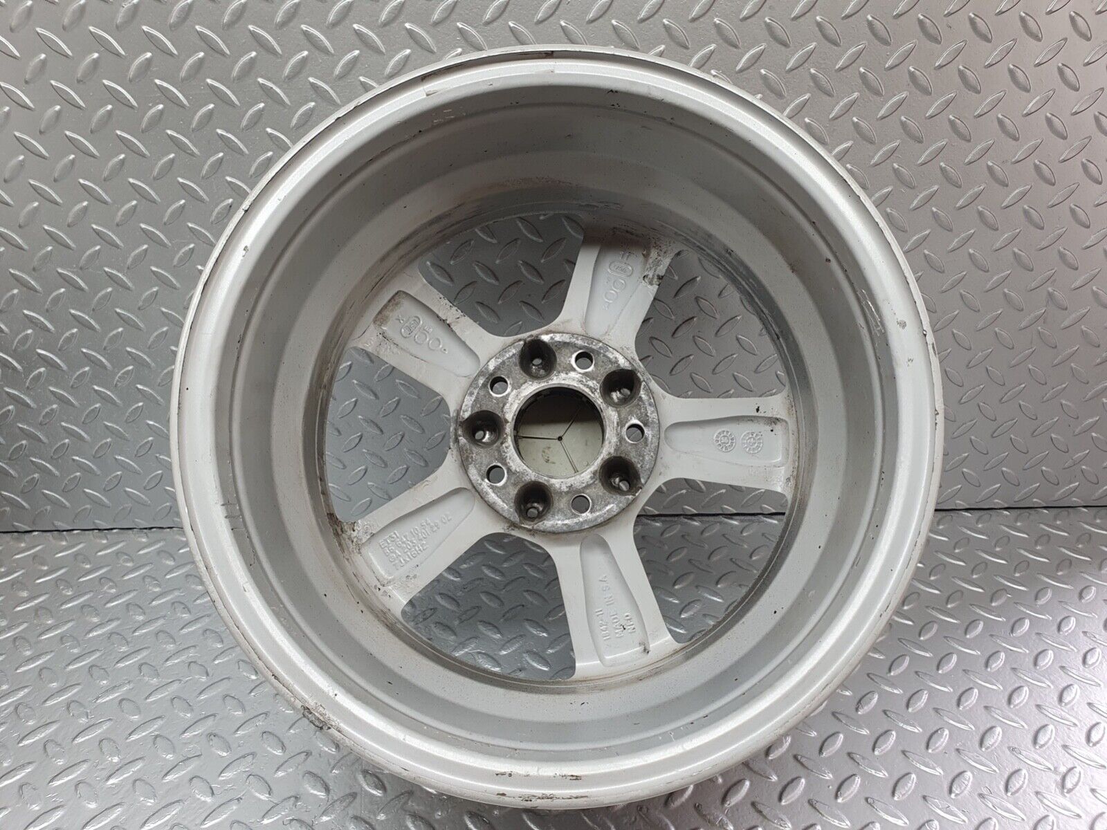 42020 Mercedes-Benz Alloy Wheel Set 7Jx16H2 8Jx16H2 ET31 ET32 2034012902