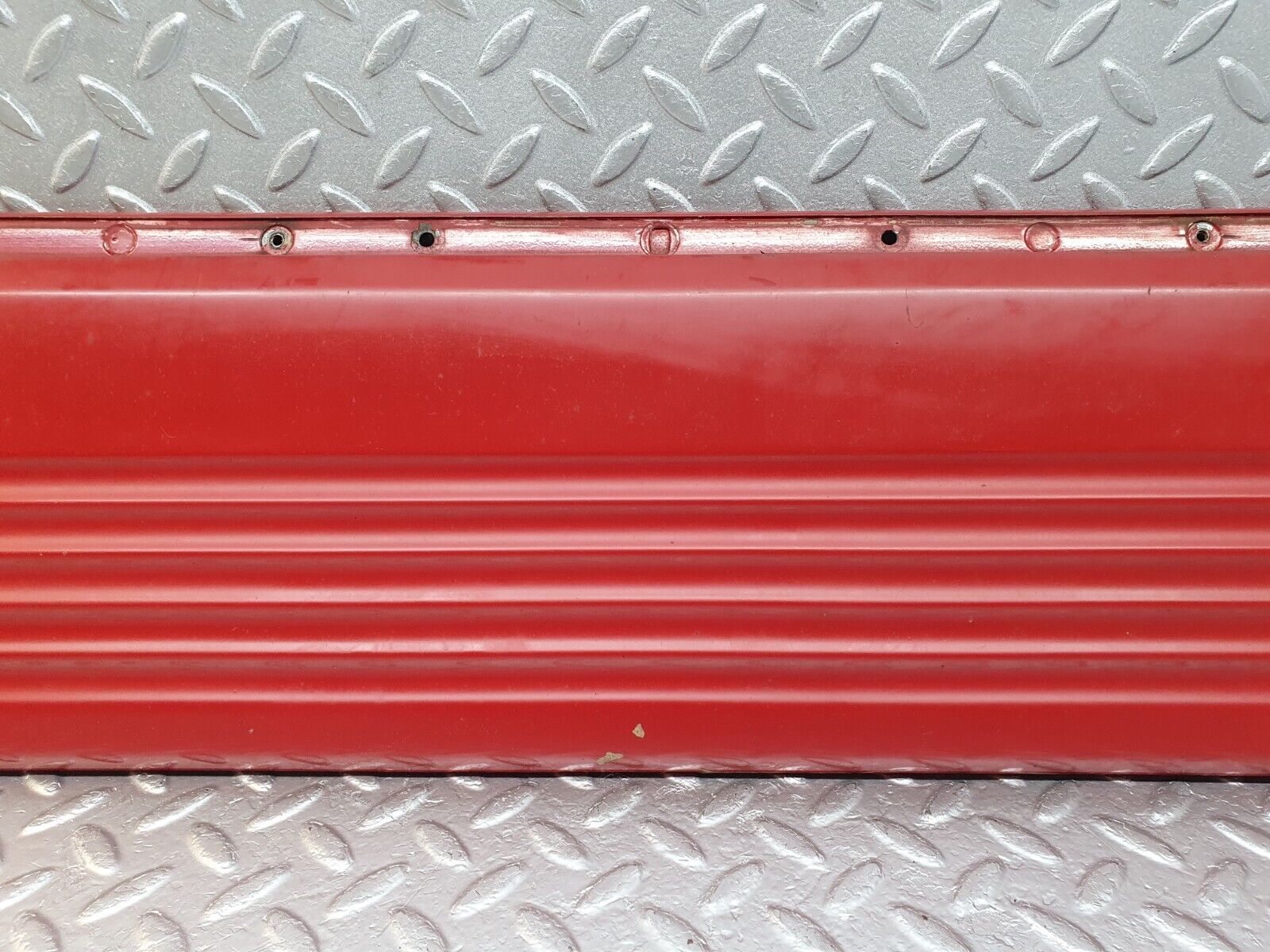 43788 Mercedes-Benz C126 380SEC Coupe Right Door Lower Moulding Trim 1266901240