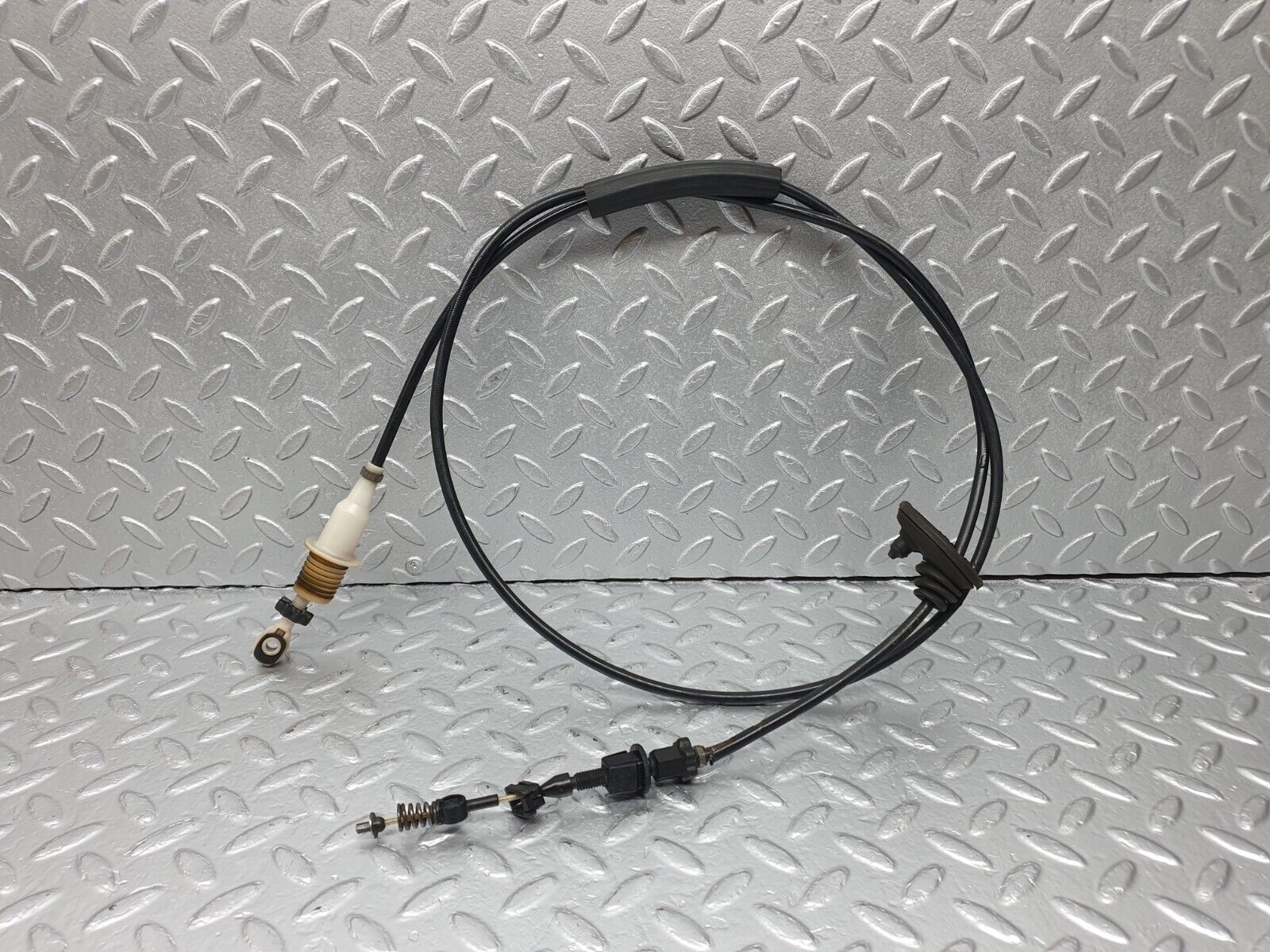42368 Mercedes-Benz R129 320SL Coupe Accelerator Cable 1293002130 1243010197