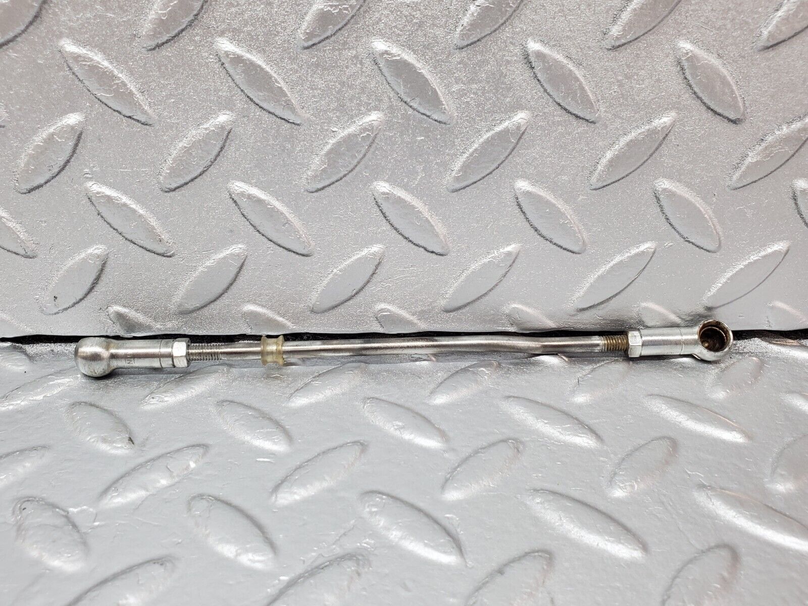 45783 Mercedes-Benz W126 420SE Throttle Linkage