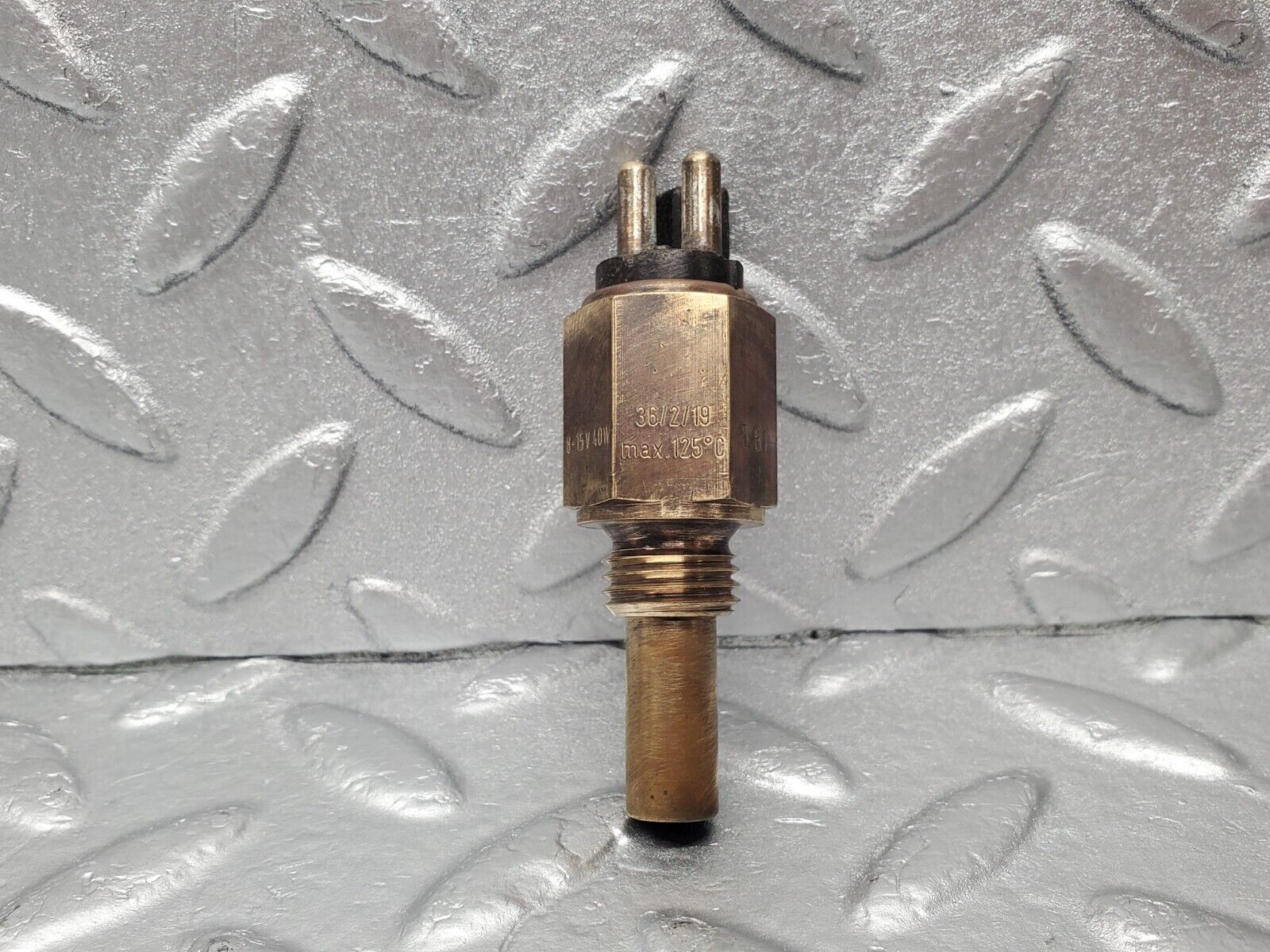 46581 Mercedes-Benz C123 280CE Coupe Coolant Temperature Sensor VDO