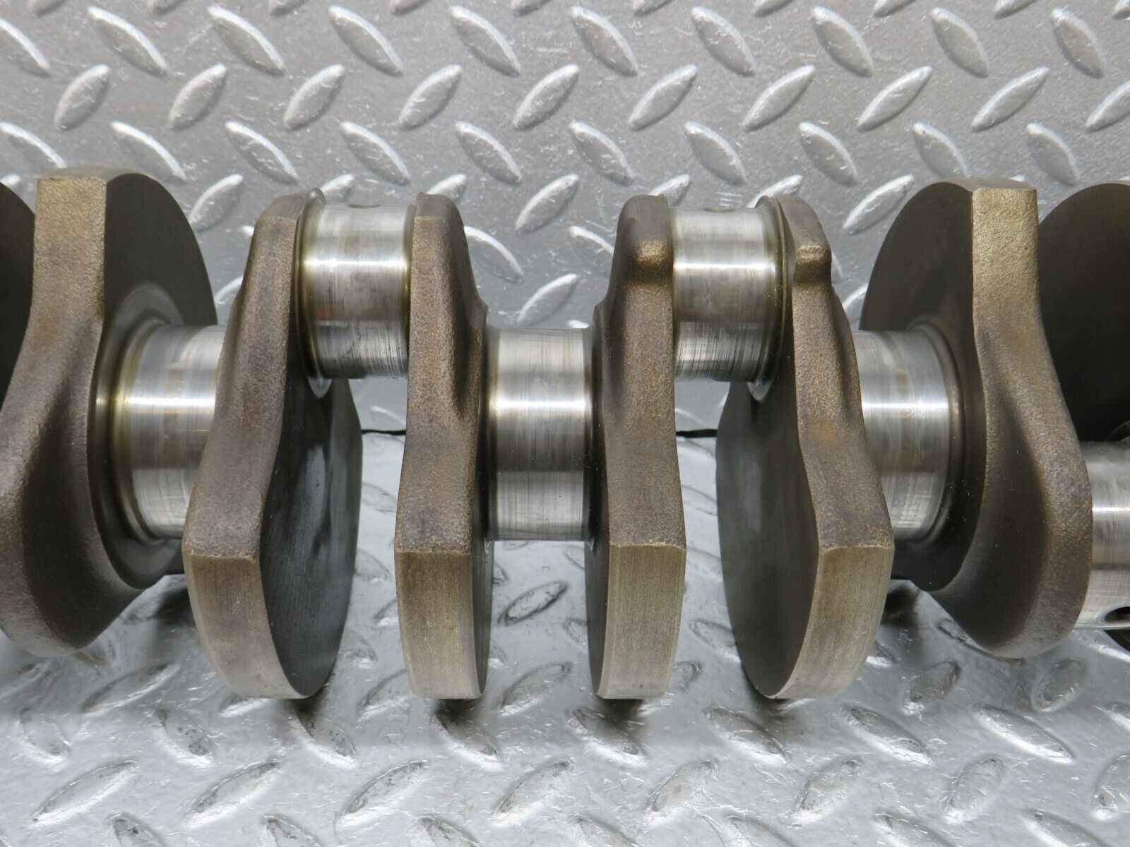 35580 Mercedes-Benz R107 280SL Crankshaft 1100310701