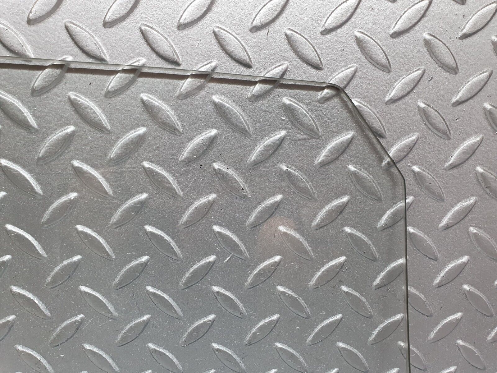 43219 Mercedes-Benz W108 280SE Front Left Door Window Glass