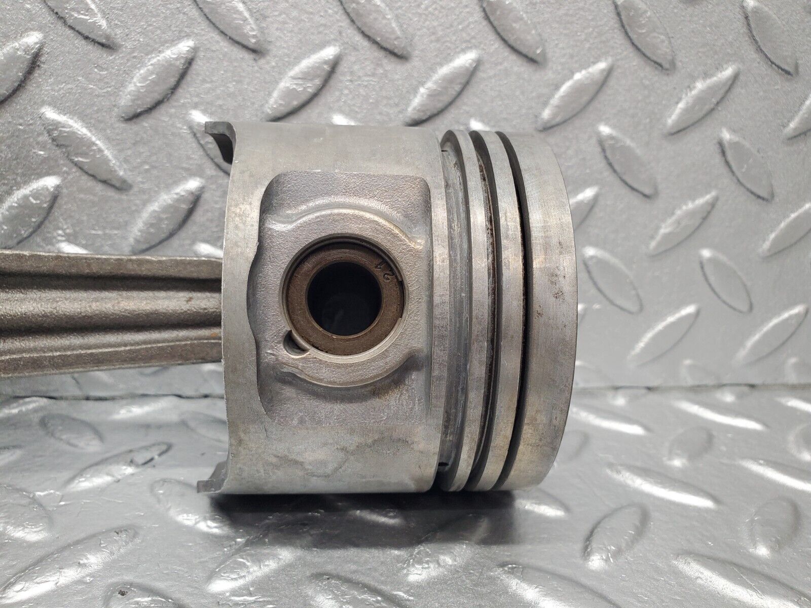 46605 Mercedes-Benz C123 280CE Coupe Piston With Connecting Rod 85.986mm 11005