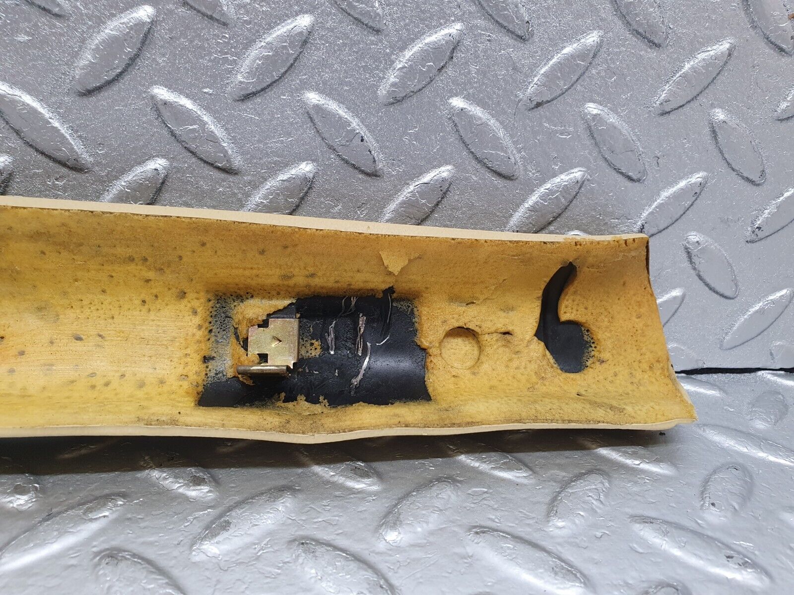 43882 Mercedes-Benz C123 230CE Coupe A Pillar Cover Panel Left Side Beige