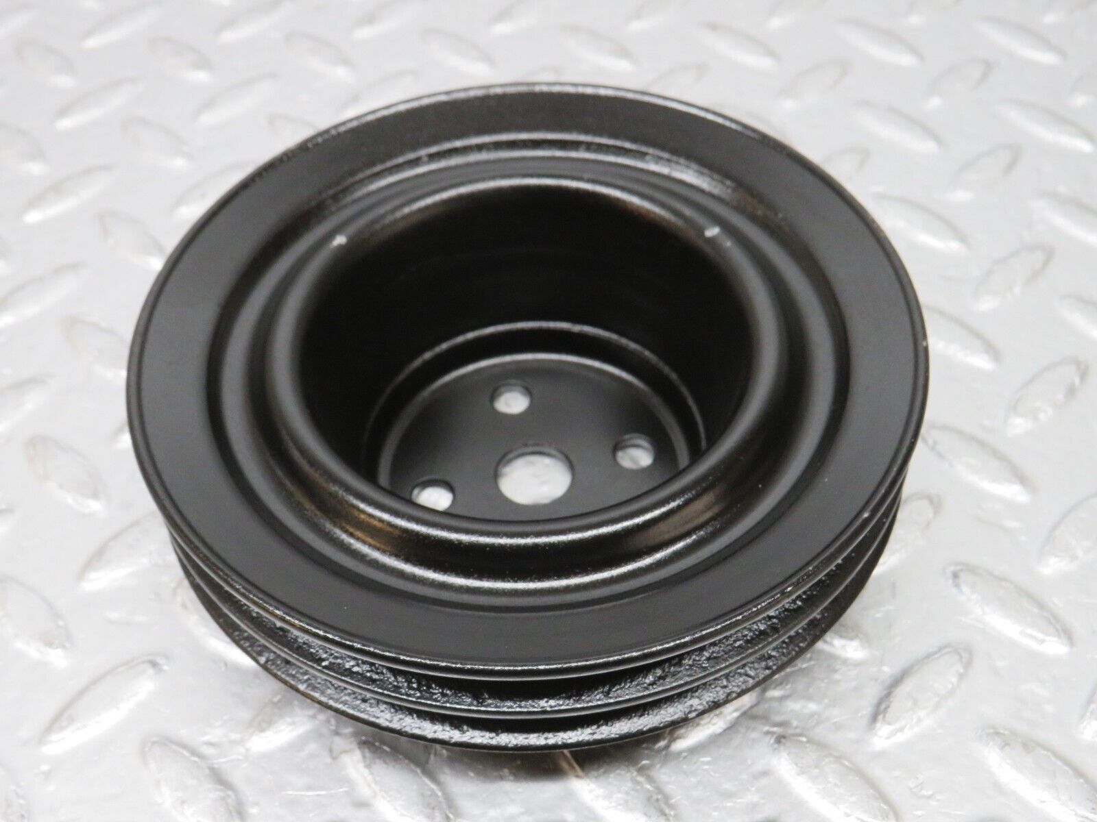 32753 Mercedes-Benz C107 R107 350 V8 Water Pump Pulley