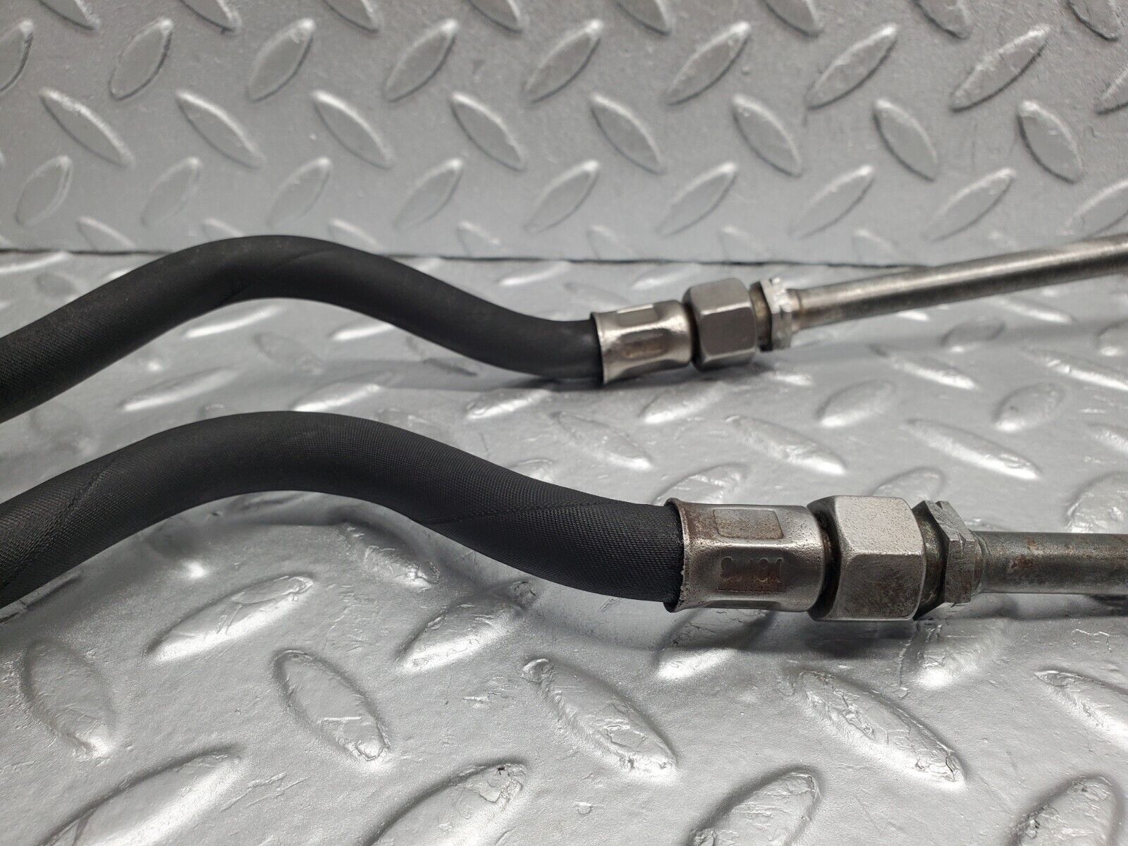 46729 Mercedes-Benz C123 280CE Coupe Automatic Gearbox Oil Hose Pipe